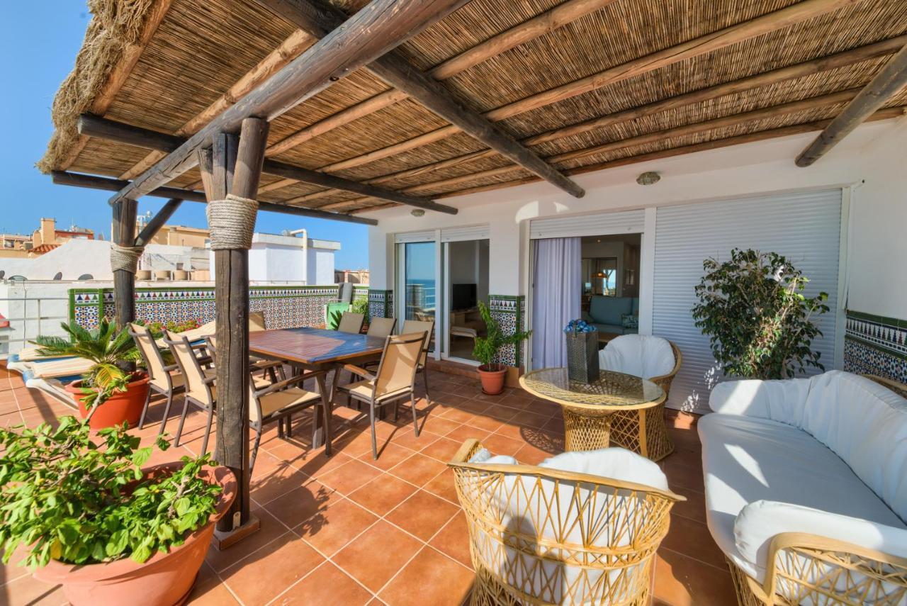 Holidays2Fuengirola Duplex With Stunning Sea View, Terraces,1St Line Beside Port Εξωτερικό φωτογραφία