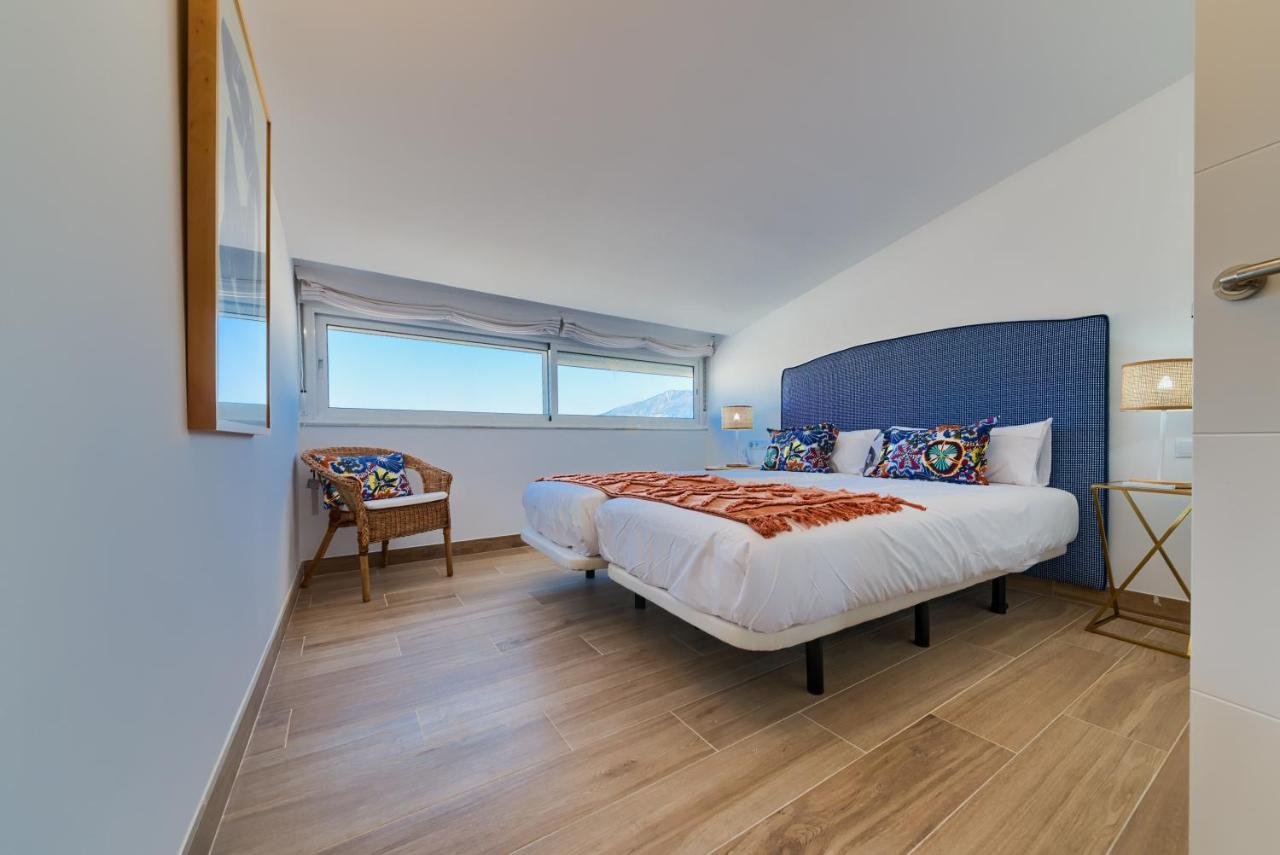Holidays2Fuengirola Duplex With Stunning Sea View, Terraces,1St Line Beside Port Εξωτερικό φωτογραφία