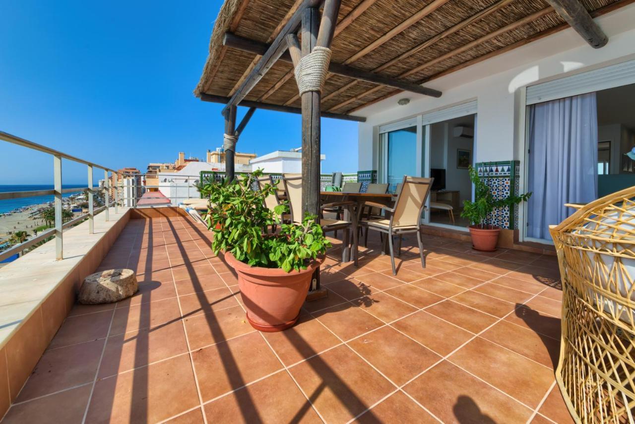 Holidays2Fuengirola Duplex With Stunning Sea View, Terraces,1St Line Beside Port Εξωτερικό φωτογραφία