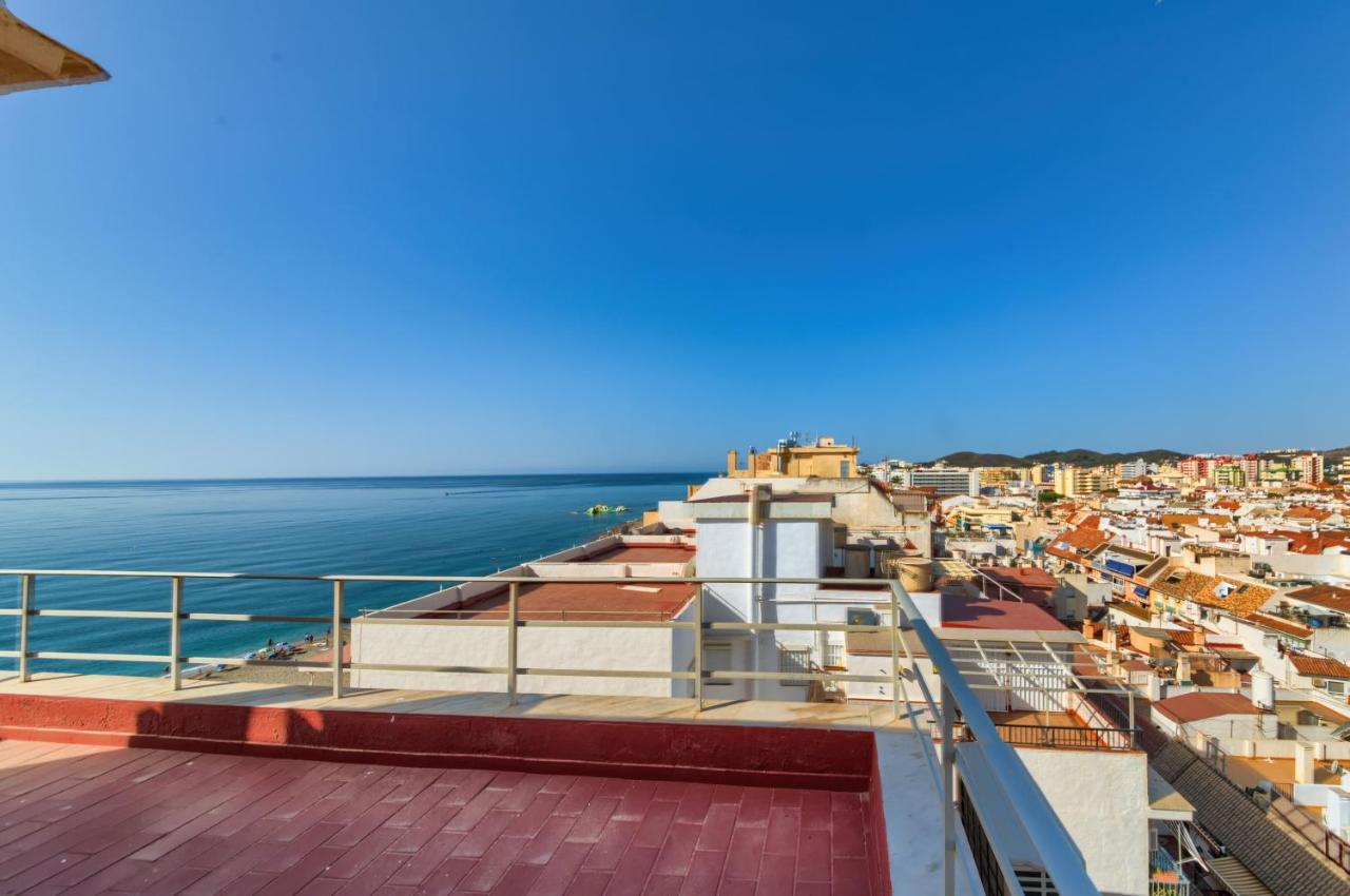 Holidays2Fuengirola Duplex With Stunning Sea View, Terraces,1St Line Beside Port Εξωτερικό φωτογραφία